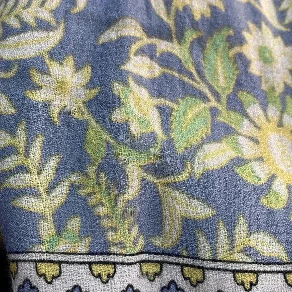 Lucky Brand Blue & Yellow Floral Elastic Waist, 3/4 Sleeve Top, Brass Buttons. - Picture 14 of 14